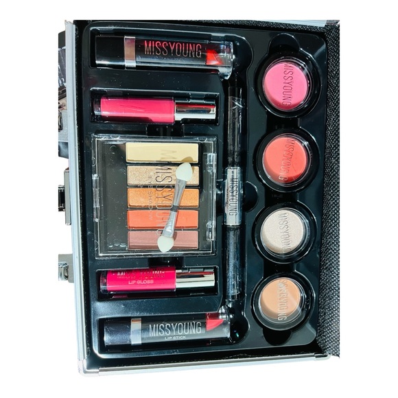 Makeup Kit Women Make-up Eyeshadow Compact Professional Miss Eye Shadow. - Picture 2 of 5